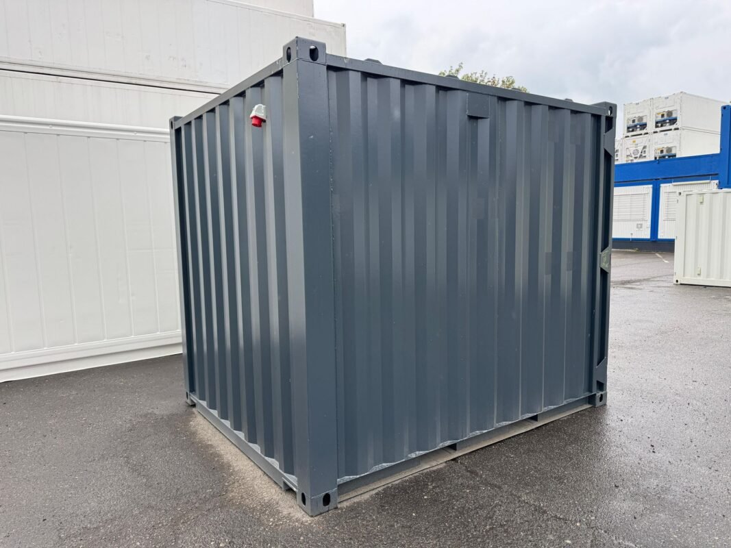 10 Fuß Lagercontainer mit Schwerlastregalen + Strompaket – Bild 3