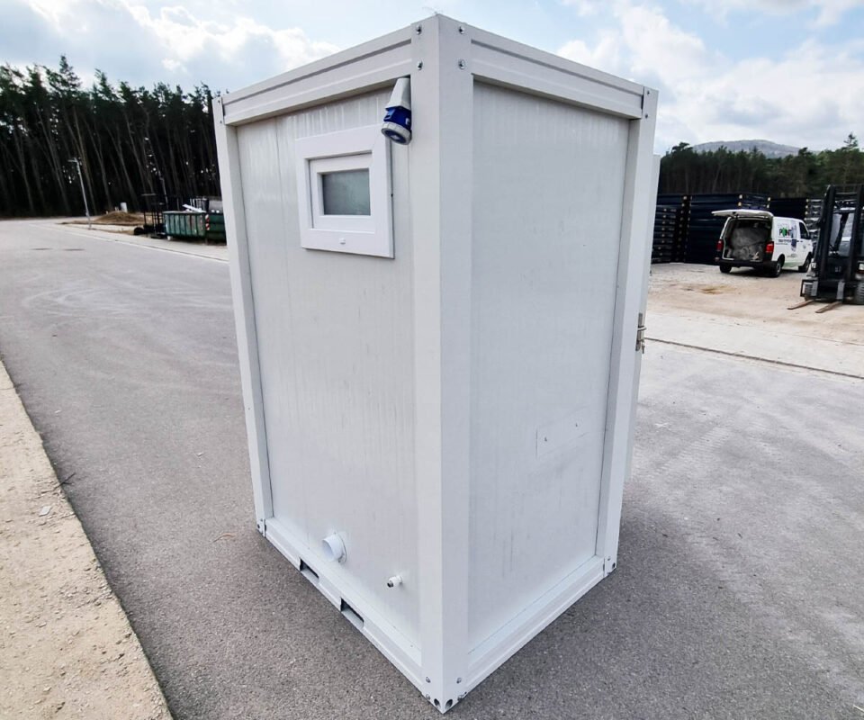 Sanitärcontainer RAL 9002 – Klo, Pissoir, Waschbecken mit Warmwasser – Bild 9