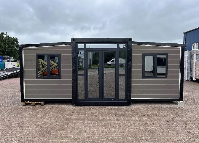 40-Fuß Wohncontainer XXL – Zusammenklappbares Luxus-Chalet für jeden Einsatz